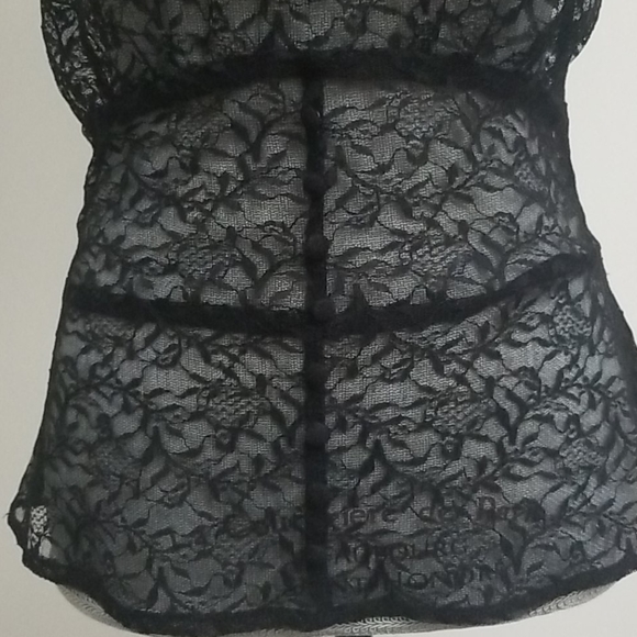 Chelsea28 sheer lace top - Picture 5 of 7